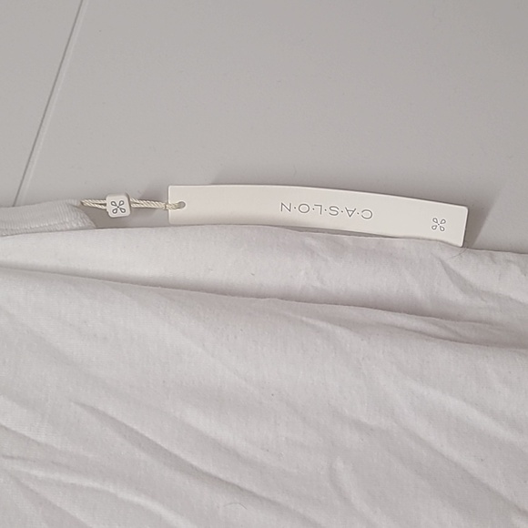 NWT Caslon V-Neck Tank - Picture 6 of 8